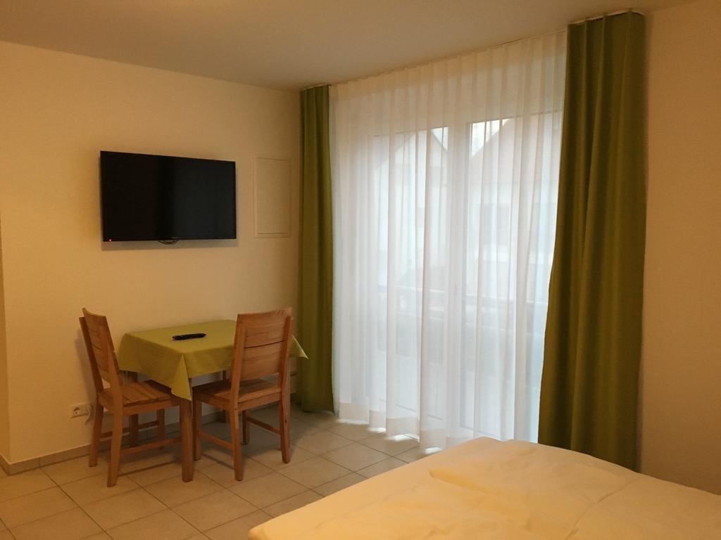 Boardinghouse Casita Amann Lägenhet Friedrichshafen Exteriör bild