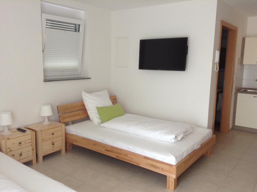 Boardinghouse Casita Amann Lägenhet Friedrichshafen Exteriör bild