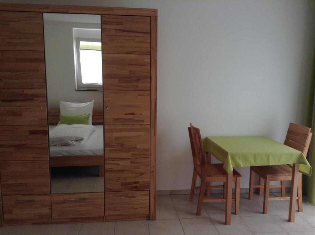 Boardinghouse Casita Amann Lägenhet Friedrichshafen Exteriör bild
